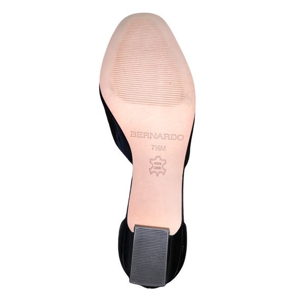 Bernardo Footwear Ankle Strap Sz 7.5 Black Patent Leather Remy Block Heel Pump - Picture 7 of 8